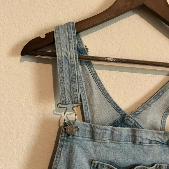 Levi Strauss Plus Size Shortall Overalls - Size 22 - Picture 7 of 11